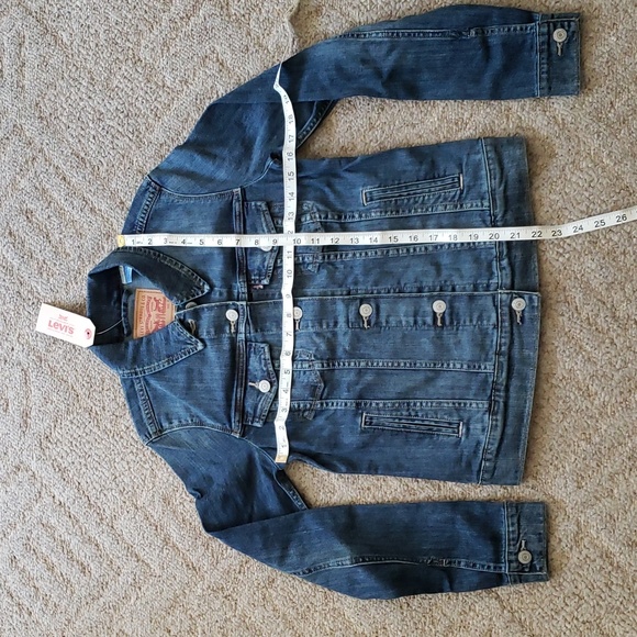 New Levi's Denim Jacket. Size S - Picture 3 of 4